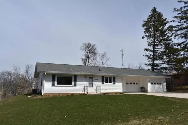 W4384 Center STREET, Waldo, WI 53093