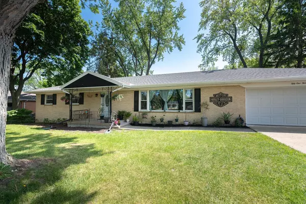 5125 Cortland AVENUE, Mount Pleasant, WI 53406