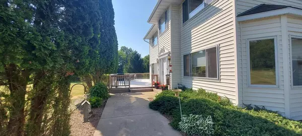 Hartford, WI 53027,1100 Shamrock COURT