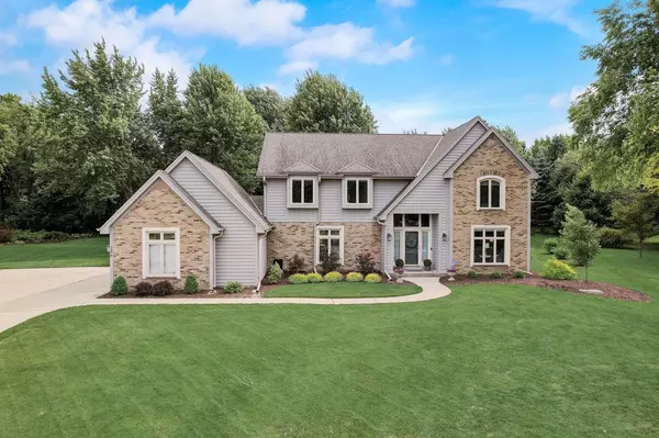 386 Nickelby COURT, Delafield, WI 53018