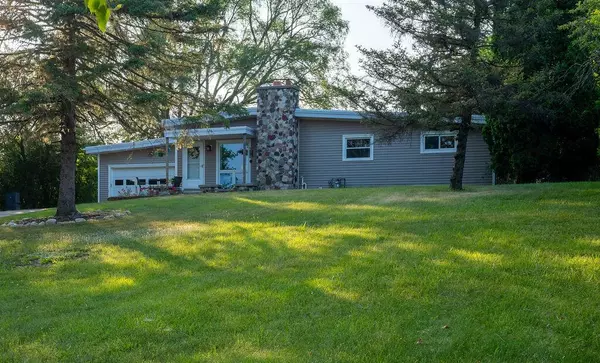 S70W23100 National AVENUE, Big Bend, WI 53103