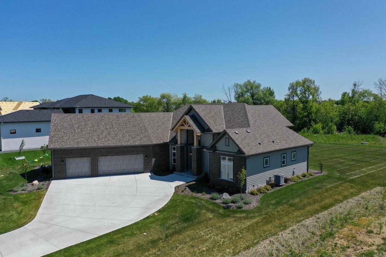 Pewaukee, WI 53072,N40W23689 William WAY