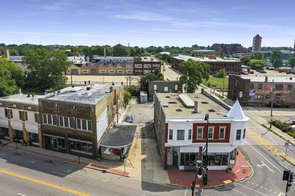 Racine, WI 53403,1351 Washington AVENUE