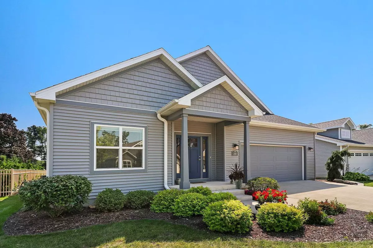 Lake Geneva, WI 53147,210 Summerhaven LANE