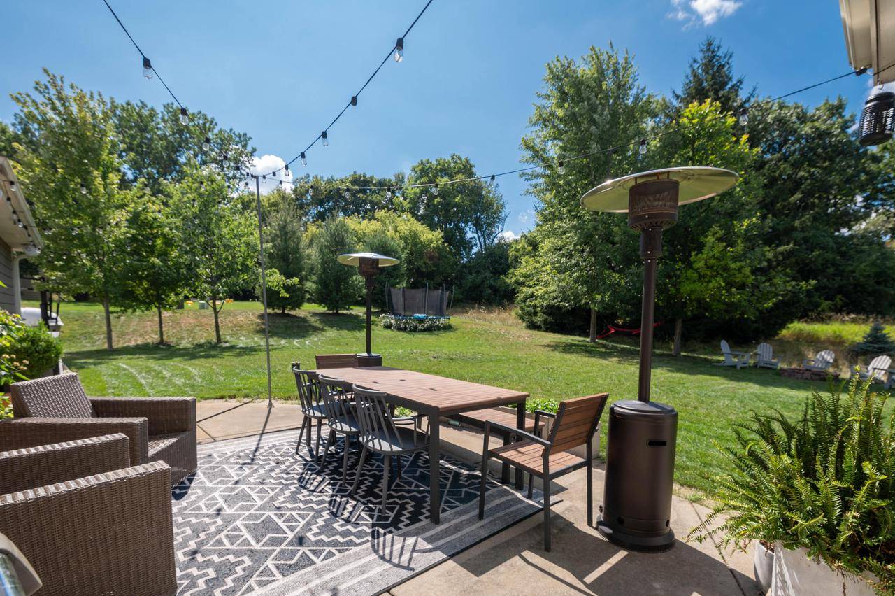 Pewaukee, WI 53072,W292N4163 Prairie Wind CIRCLE S