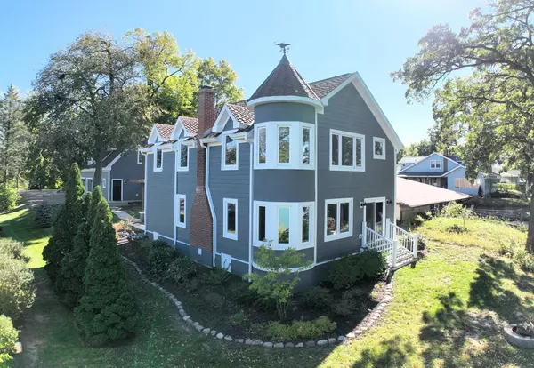 Kansasville, WI 53139,1818 S Beaumont AVENUE