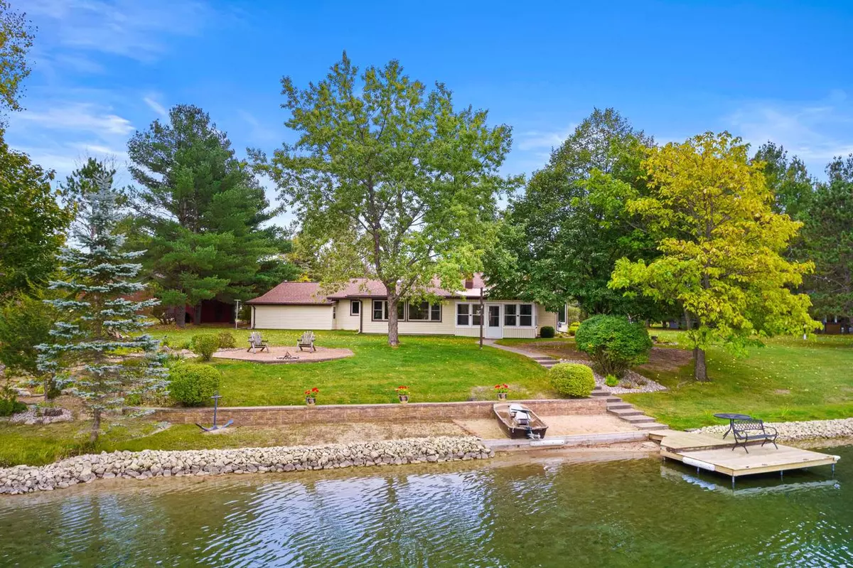 Neshkoro, WI 54960,N101 E Cedar Springs DRIVE