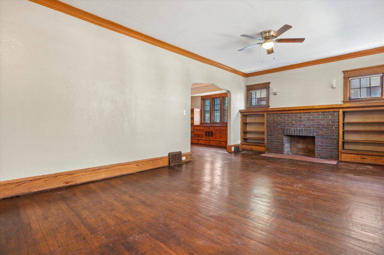 Milwaukee, WI 53210,2766 N 40th STREET