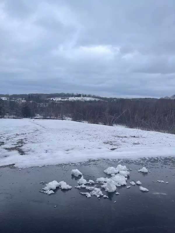 Lt4 HILLTOP DRIVE, New Berlin, WI 53146