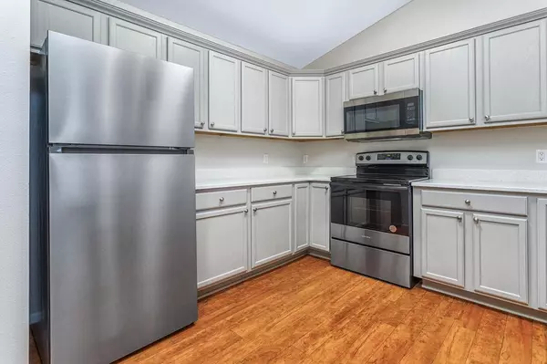 Ixonia, WI 53036,W1060 Marietta AVENUE #115