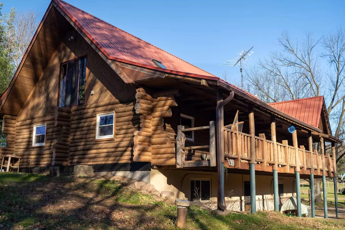 Bowler, WI 54416,N9401 Lake ROAD