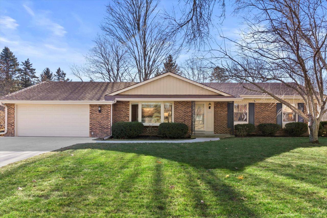 6355 W Pierner PLACE, Brown Deer, WI 53223