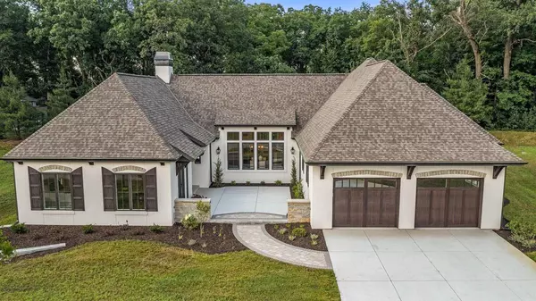 1628 Newbridge LANE, Summit, WI 53066