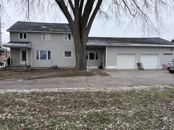 630 Milwaukee STREET, Lomira, WI 53048