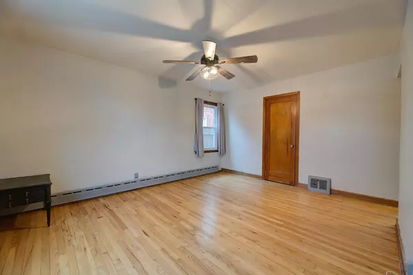 Cudahy, WI 53110,3836 E Somers AVENUE