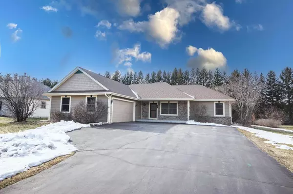 4131 Carneros WAY,  Jackson,  WI 53037