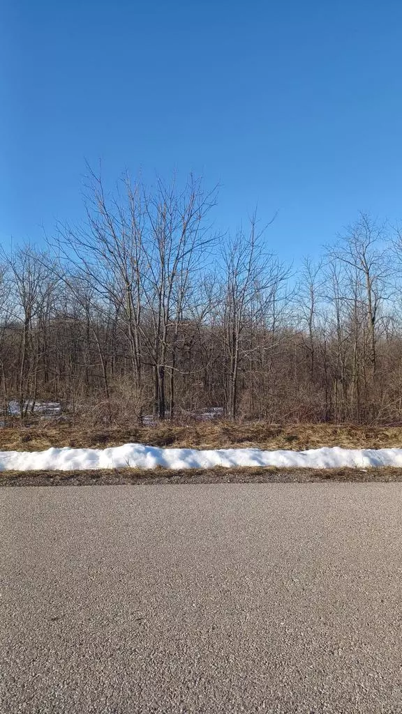 New Berlin, WI 53146,Lt4 JOHNSON COURT