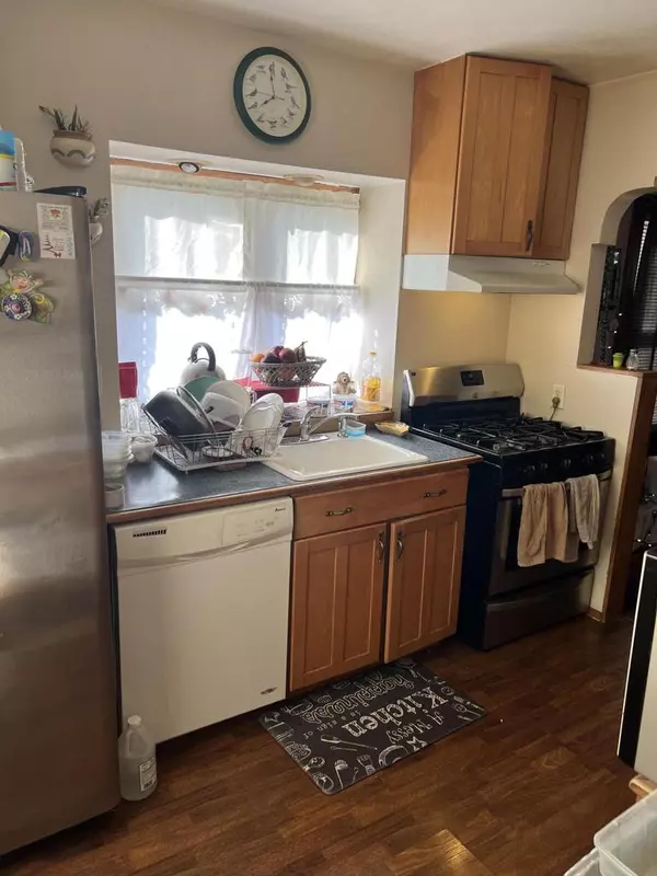 West Allis, WI 53219,2142 S 57th STREET