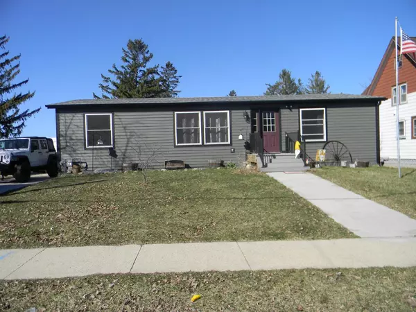 675 Western AVENUE, Random Lake, WI 53075