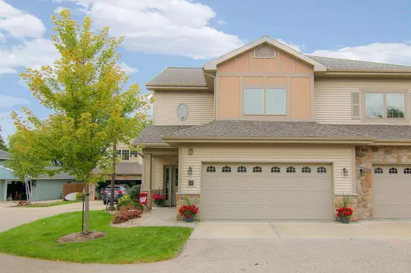 4608 Burma Rd, Mcfarland, WI 53558