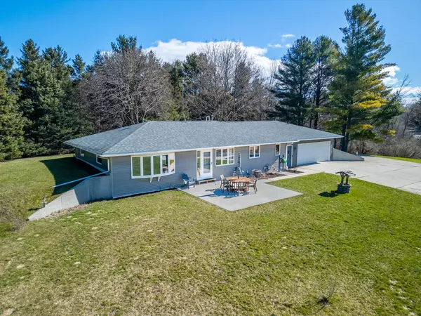 W1406 Foster ROAD, Oostburg, WI 53070