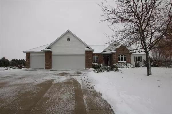 W7096 Rogersville Rd, Fond Du Lac, WI 54937