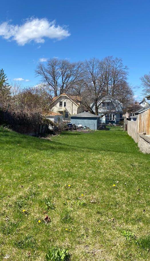 1900 E VAN BECK AVENUE, Saint Francis, WI 53235