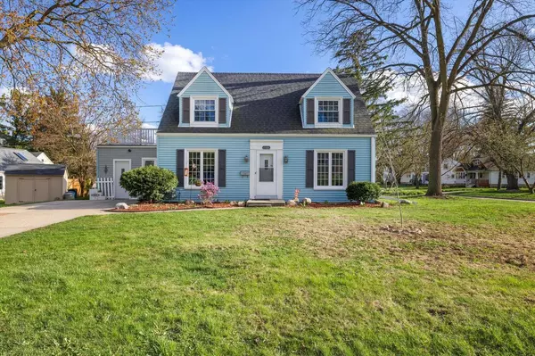 11133 W Godsell AVENUE, Hales Corners, WI 53130