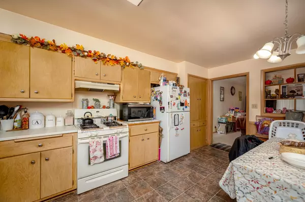 West Allis, WI 53219,3053 S 83rd STREET