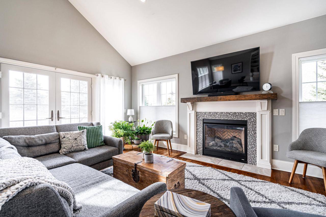 Pewaukee, WI 53072,N35W23665 Auburn COURT