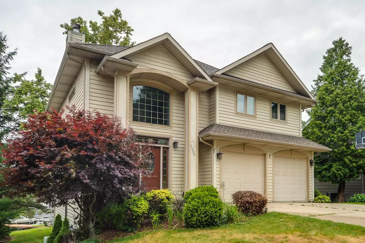 Bristol, WI 53104,21908 121st STREET