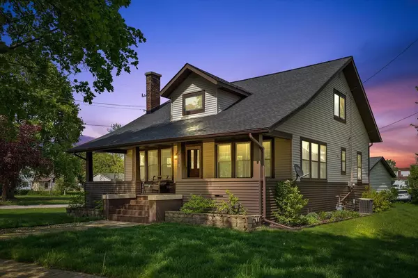 1338 Midland AVENUE, Kewaskum, WI 53040