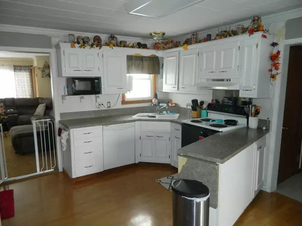 Monroe, WI 53566,823 20th St