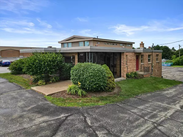 15330 Watertown Plank ROAD, Elm Grove, WI 53122