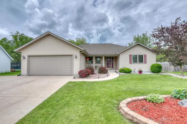 270 Pine STREET, Fredonia, WI 53021