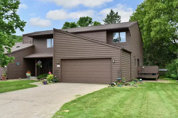 1373 McNally DRIVE, Winona, MN 55987