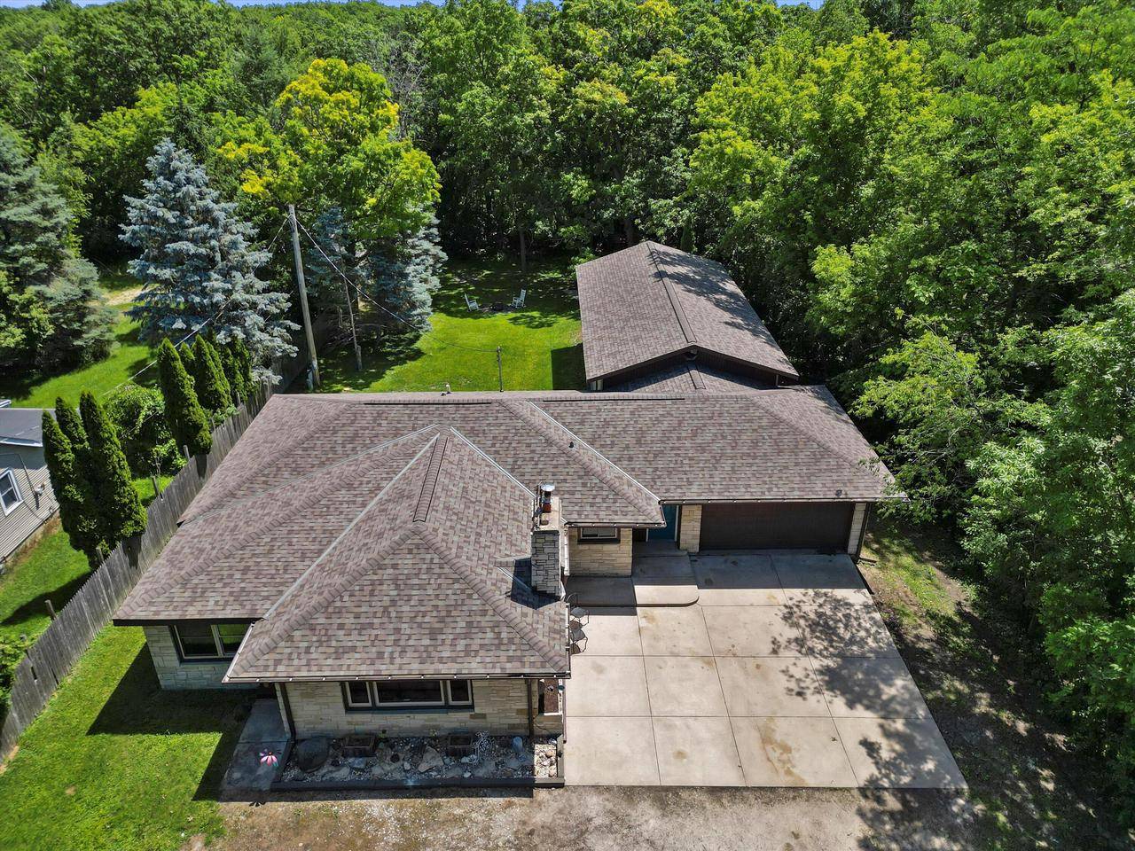 Pewaukee, WI 53072,W297N3034 Oakwood Grove ROAD