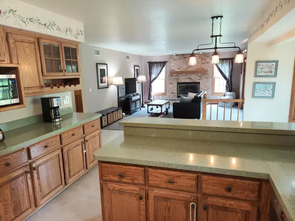 Oak Creek, WI 53154,3225 E Bonnie DRIVE