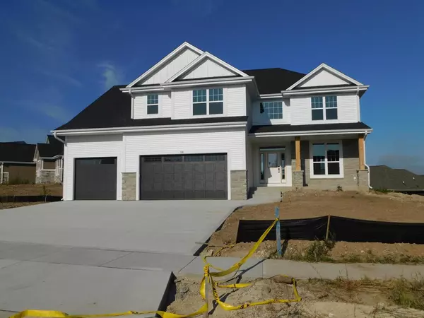 728 Hummingbird COURT, Grafton, WI 53024