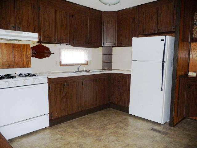 Mauston, WI 53948,214 Highview Ave