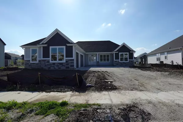 1570 Creekview LANE, Oconomowoc, WI 53066