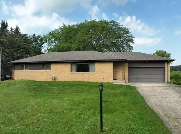 5020 Hansche ROAD, Mount Pleasant, WI 53403