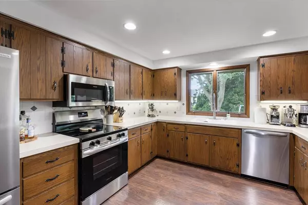 Oostburg, WI 53070,625 New York AVENUE