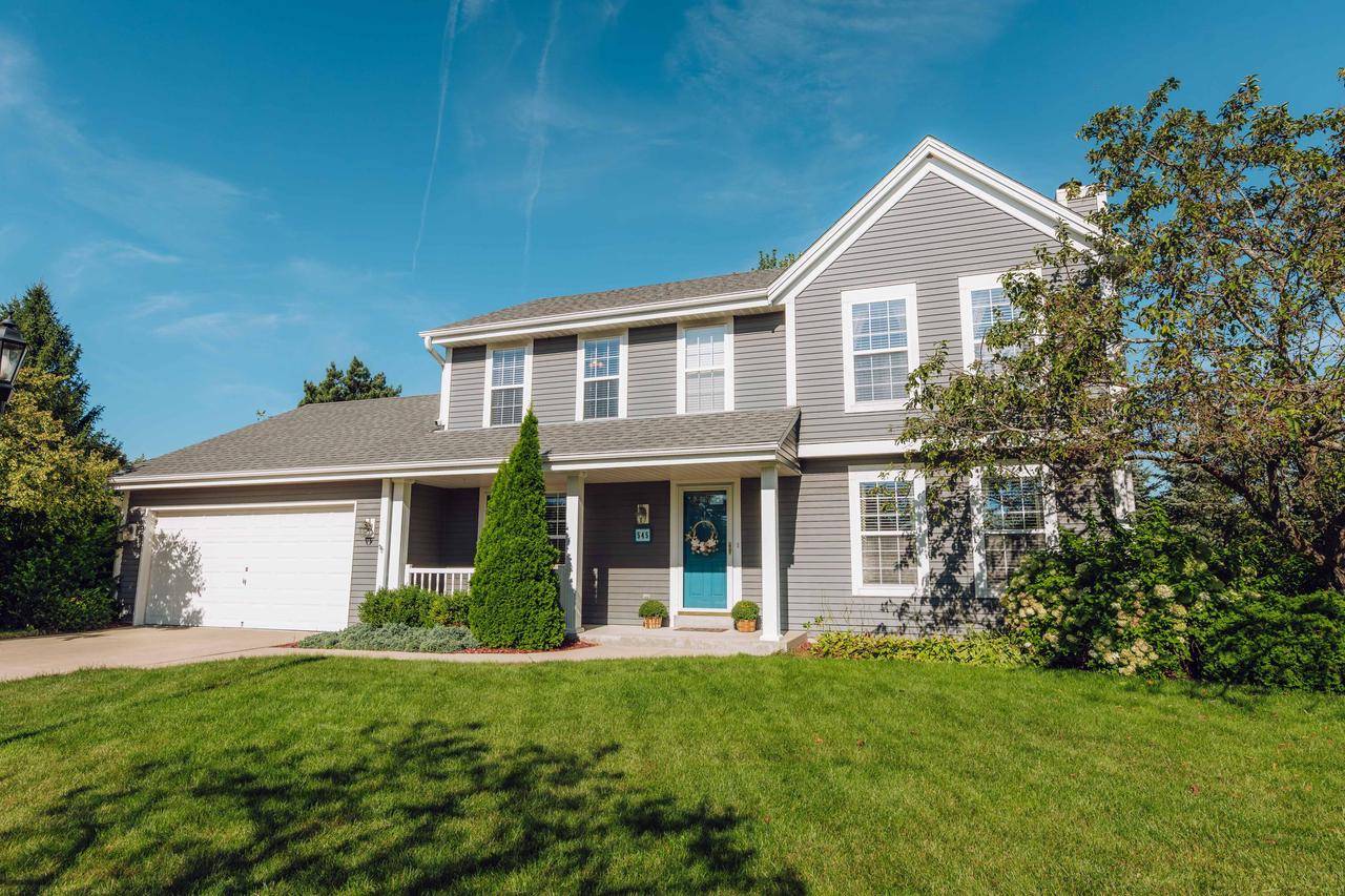 545 Greenwood COURT, Pewaukee, WI 53072
