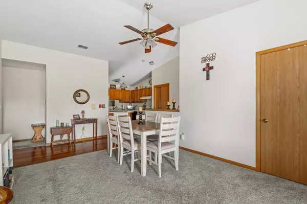 Mount Pleasant, WI 53406,1315 N Sunnyslope DRIVE #206