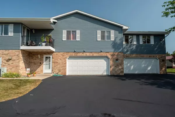 Mount Pleasant, WI 53406,1315 N Sunnyslope DRIVE #206