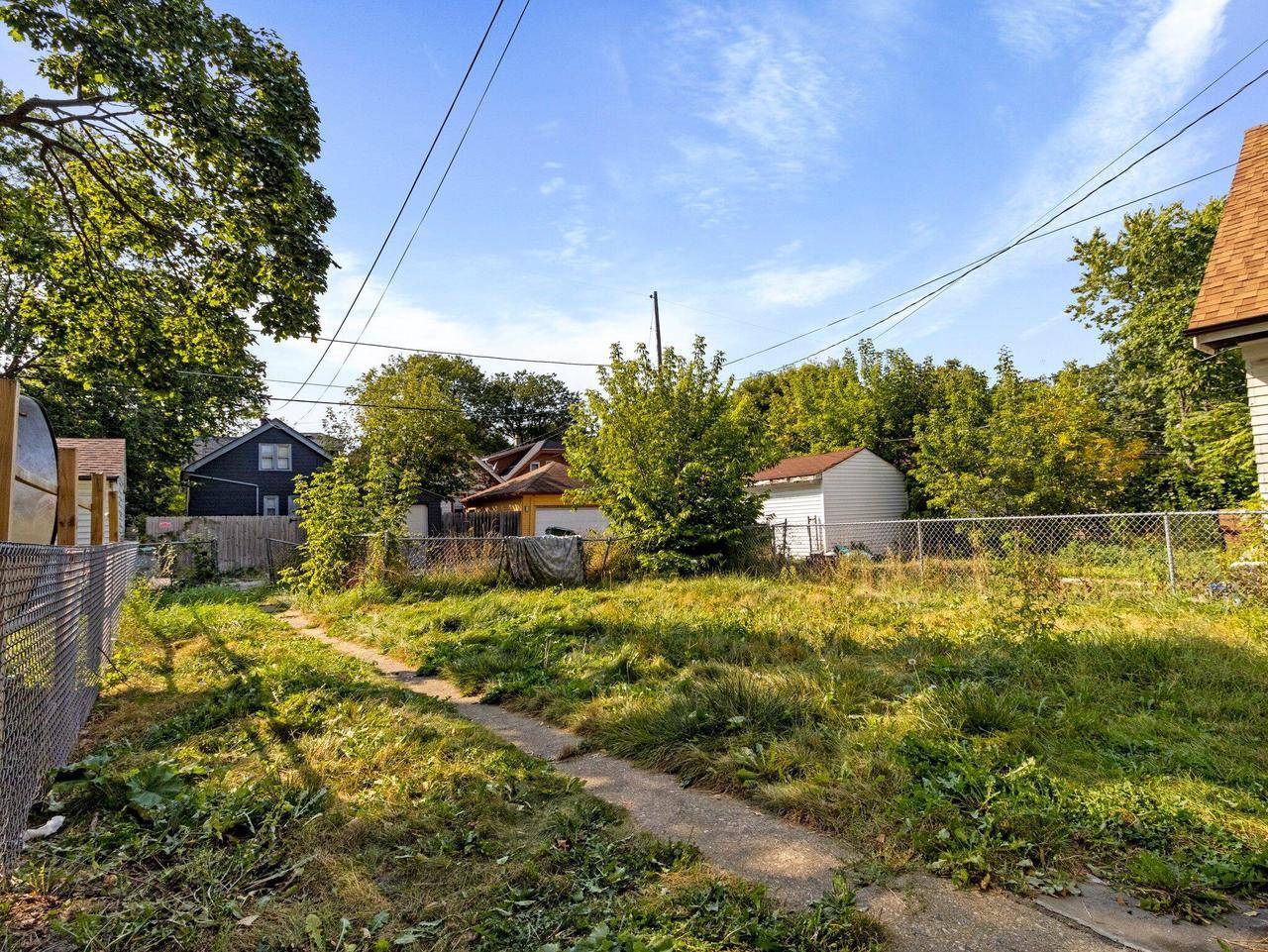 Milwaukee, WI 53216,3123 N 40th STREET