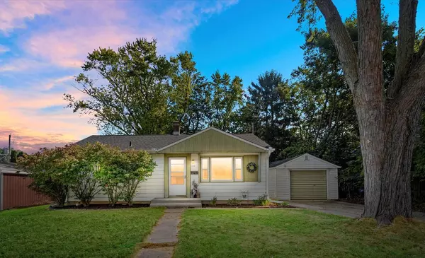 116 N Highland AVENUE, Thiensville, WI 53092