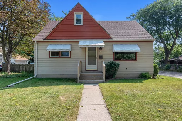 4952 N 57th STREET, Milwaukee, WI 53218