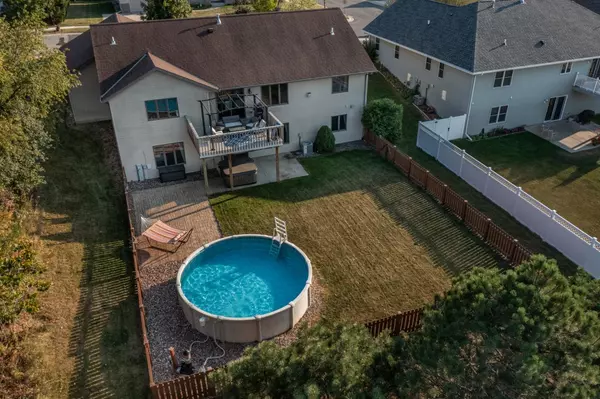 Hartford, WI 53027,1120 Fieldstone DRIVE